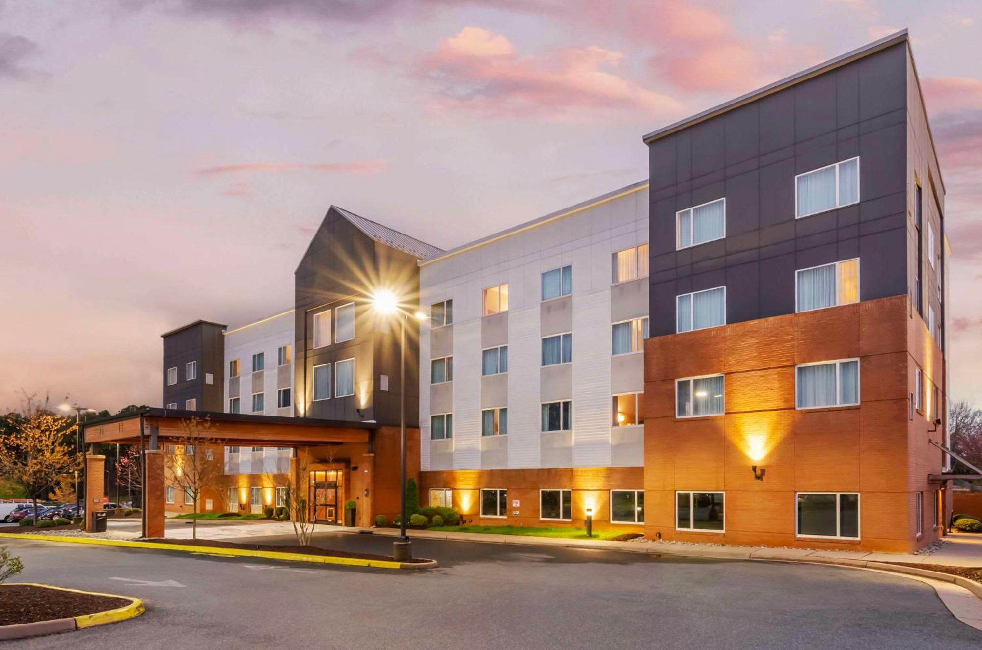 Country Inn & Suites By Radisson, Charlottesville-Uva, Va Екстер'єр фото